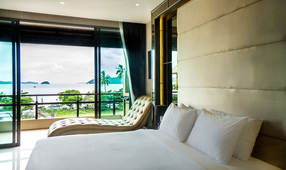 Aqua Resort Phuket 31/70