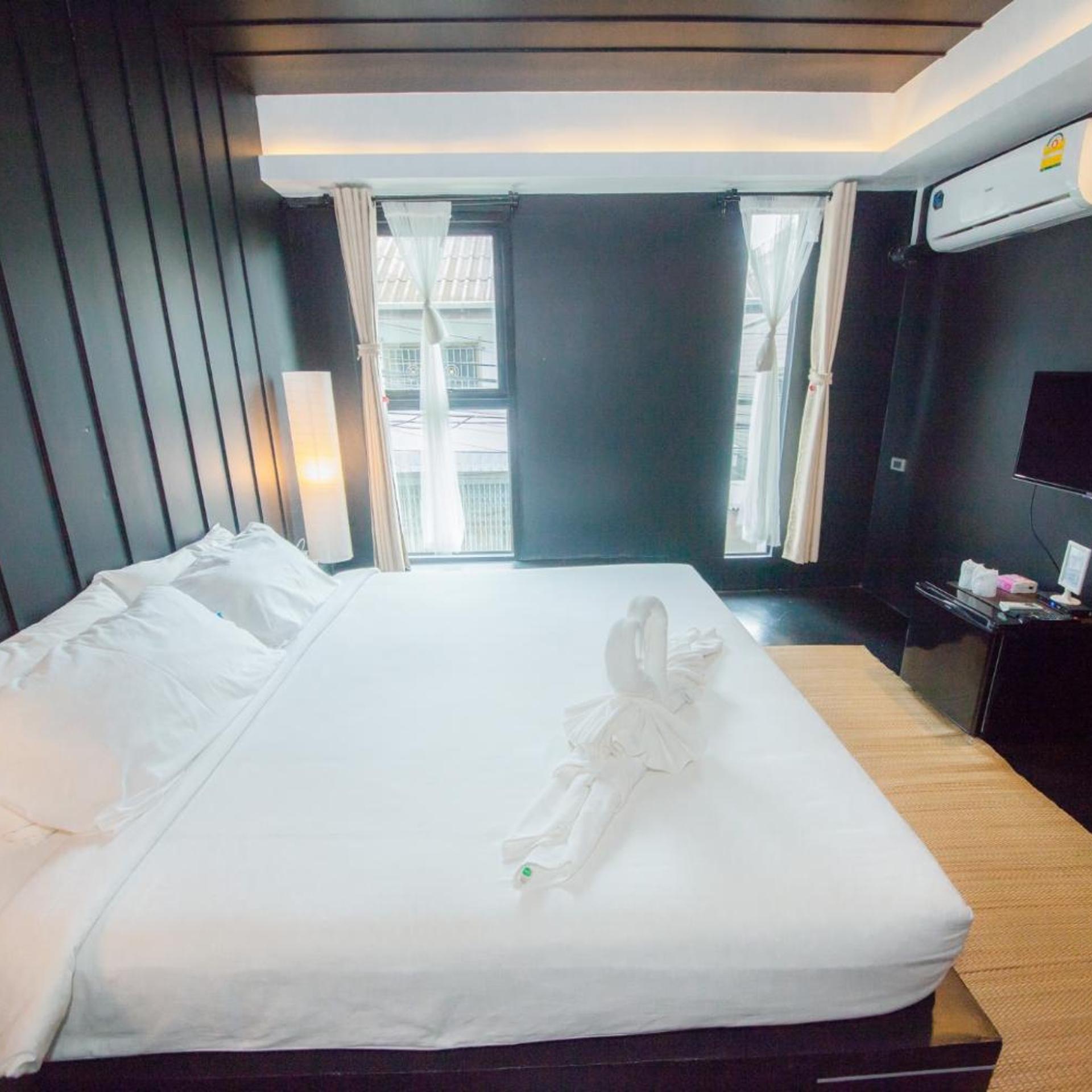 Deluxe, Double Bed, Private Bathroom
