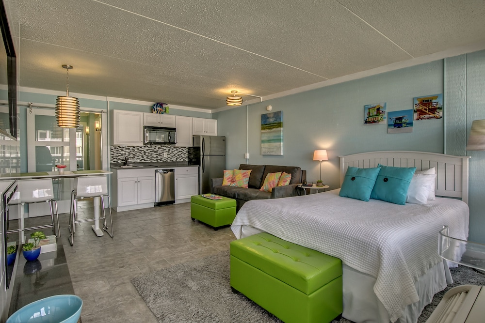 Beachcomber Resort 33/76
