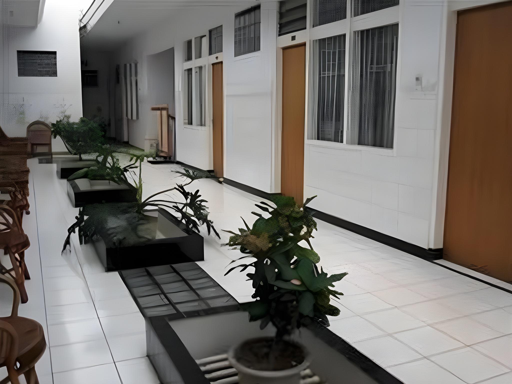 Hotel Tosari 5/21