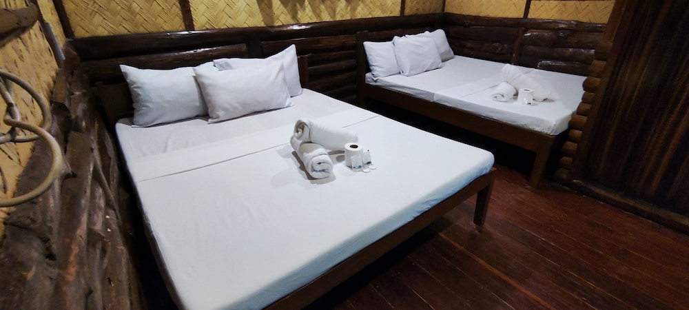 Novie Apos S Tourist Inn 22/50
