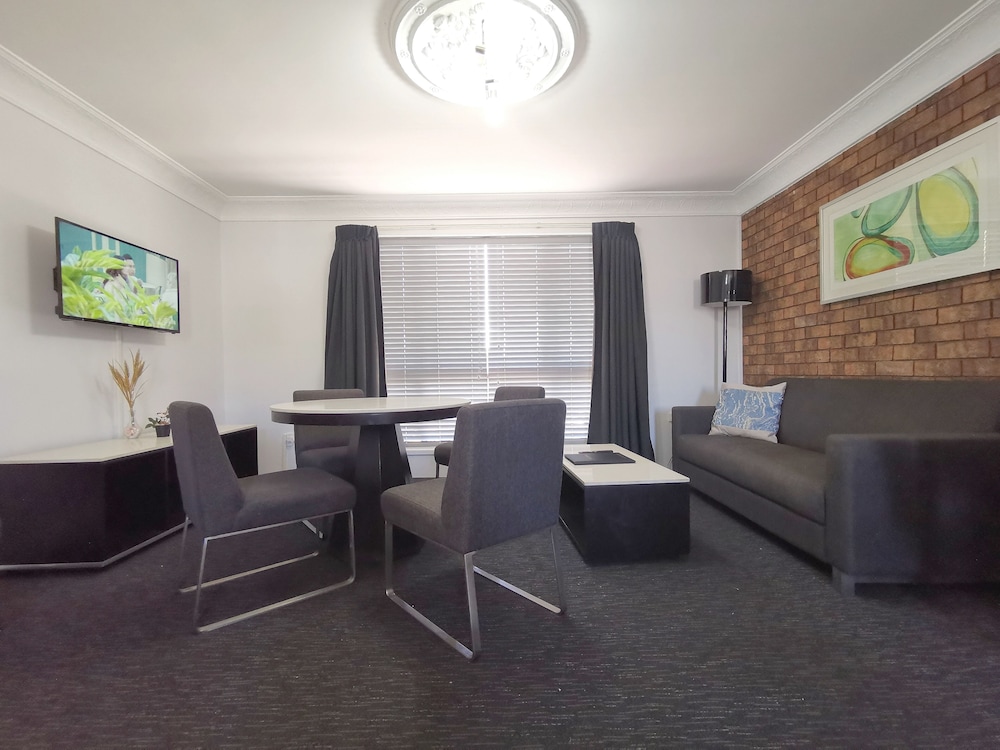 Leichhardt Motor Inn 36/69