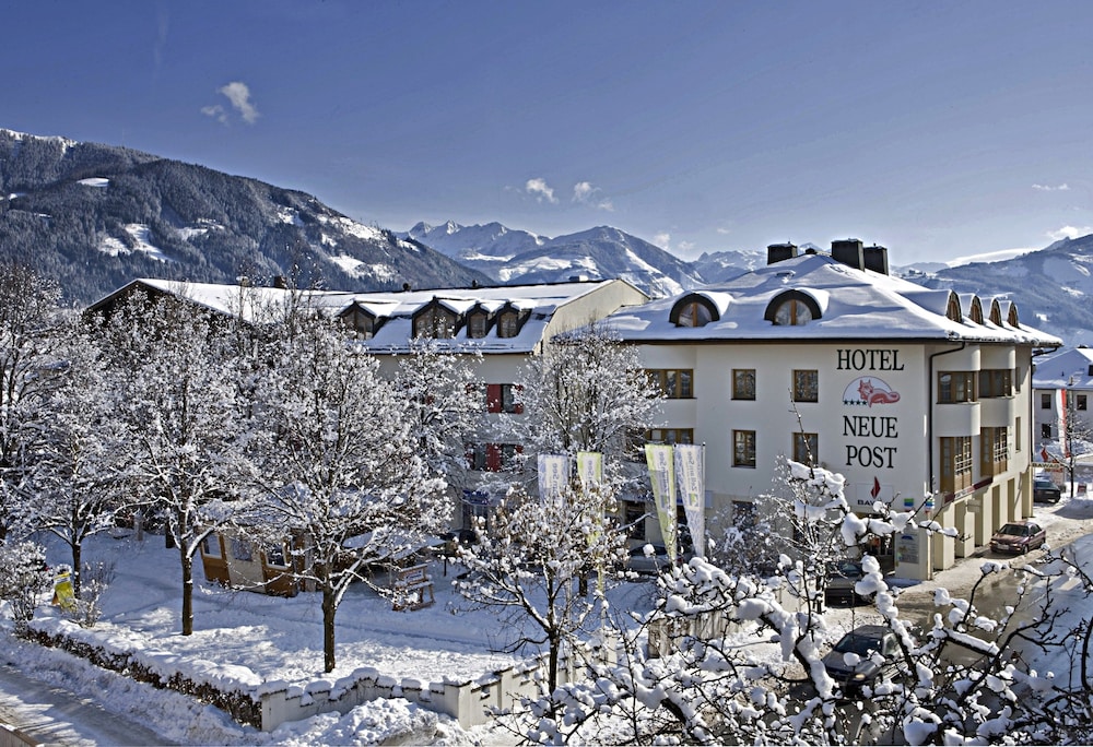 Neue Post Hotel 46/50
