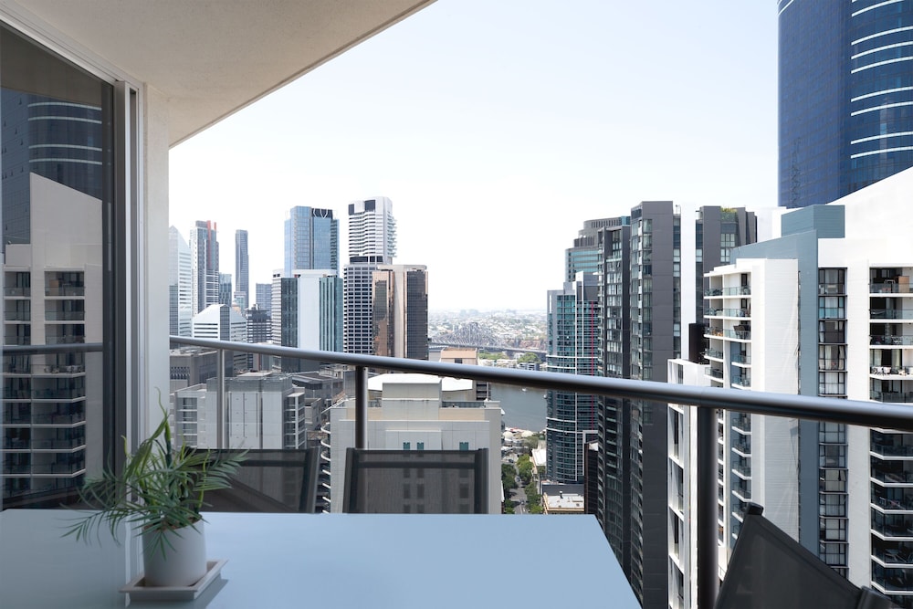 Mantra on Mary Brisbane 10/49
