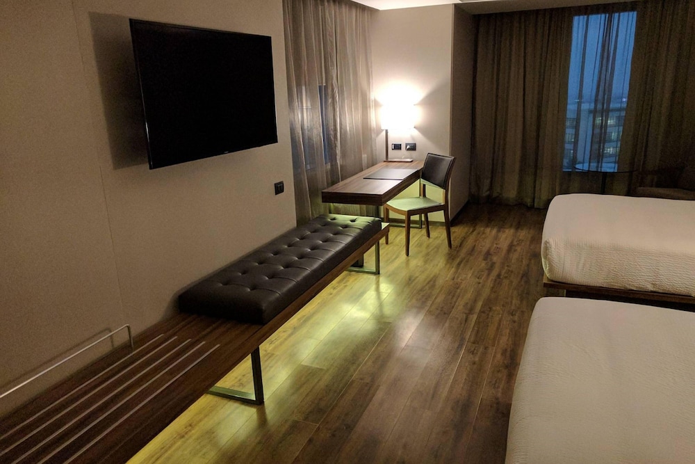 AC by Marriott Mexico Santa Fe 26/48