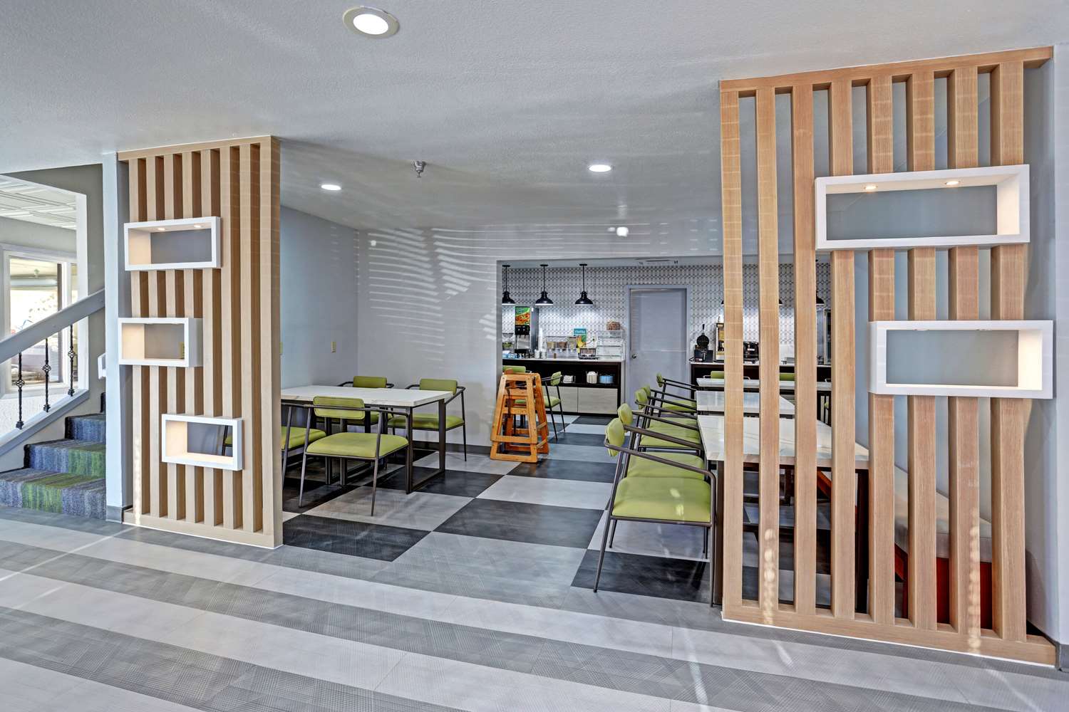 restaurant cafeteria