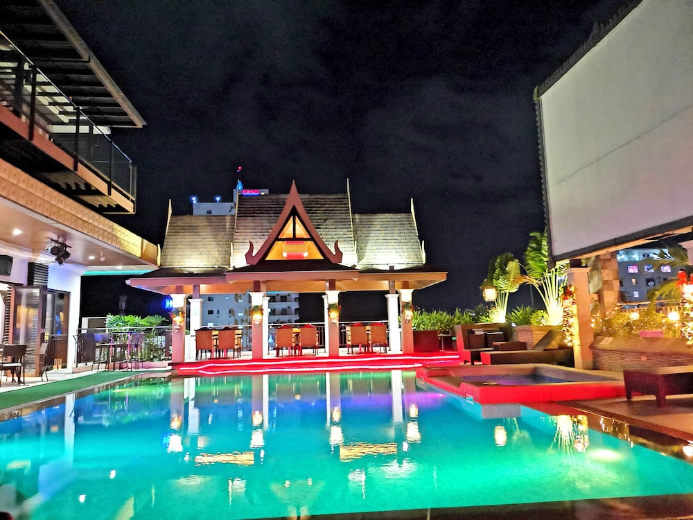Prime Asia Hotel 8/50