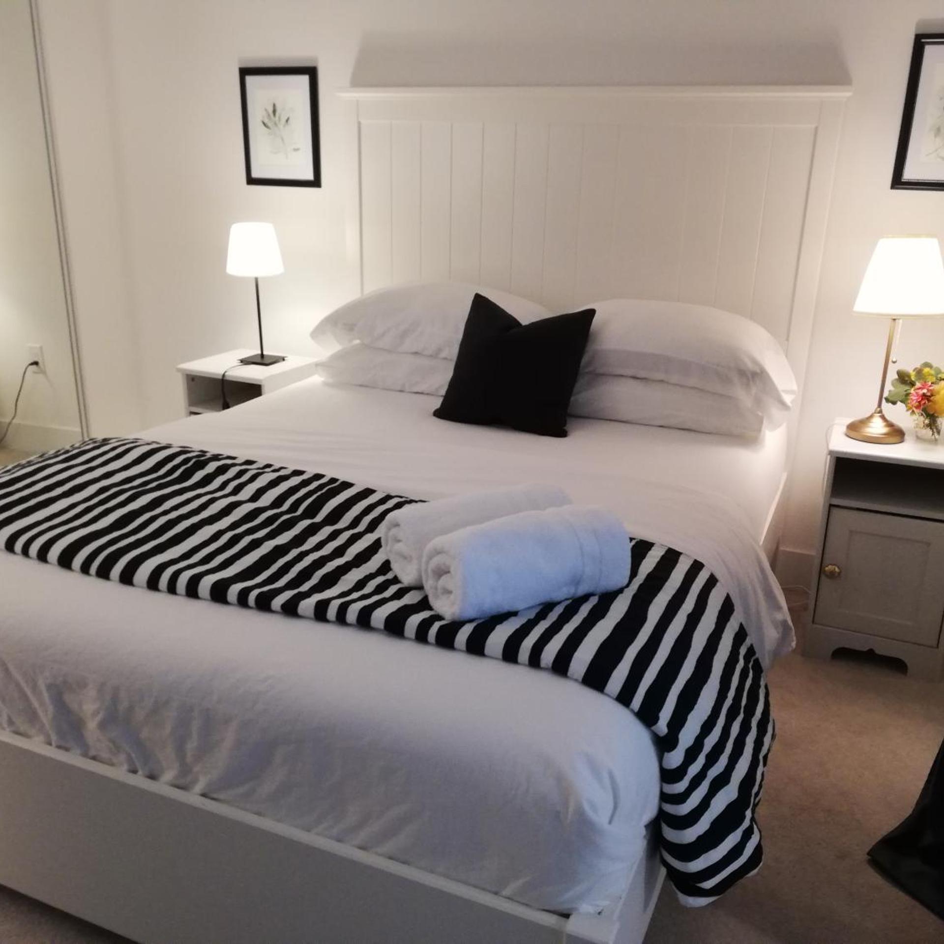 Stylish Downtown Toronto Residential Hotel 15/50