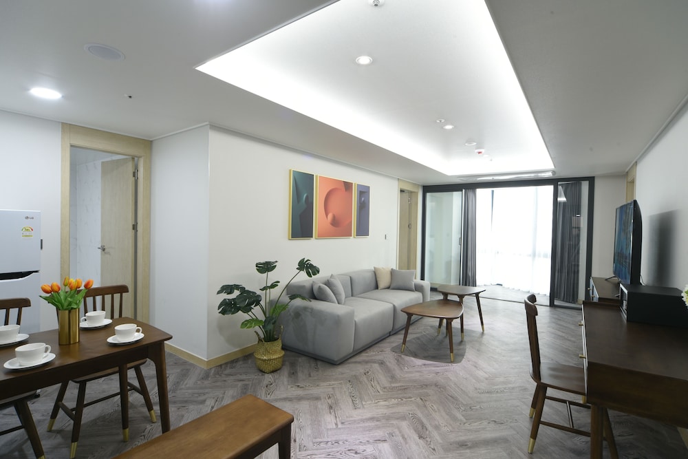 Haeundae Central Hotel 24/32