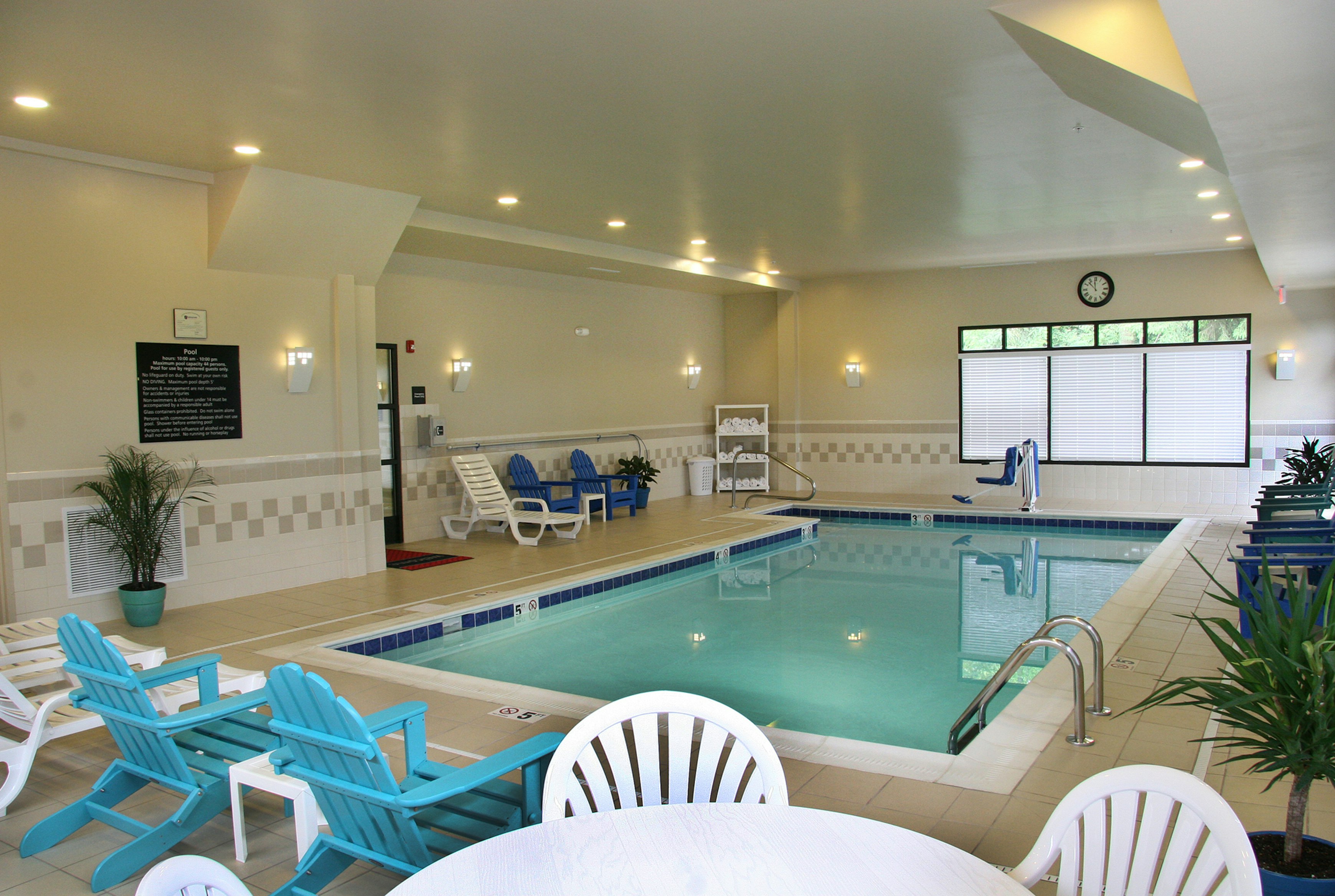 Hampton Inn Washington, PA 26/57