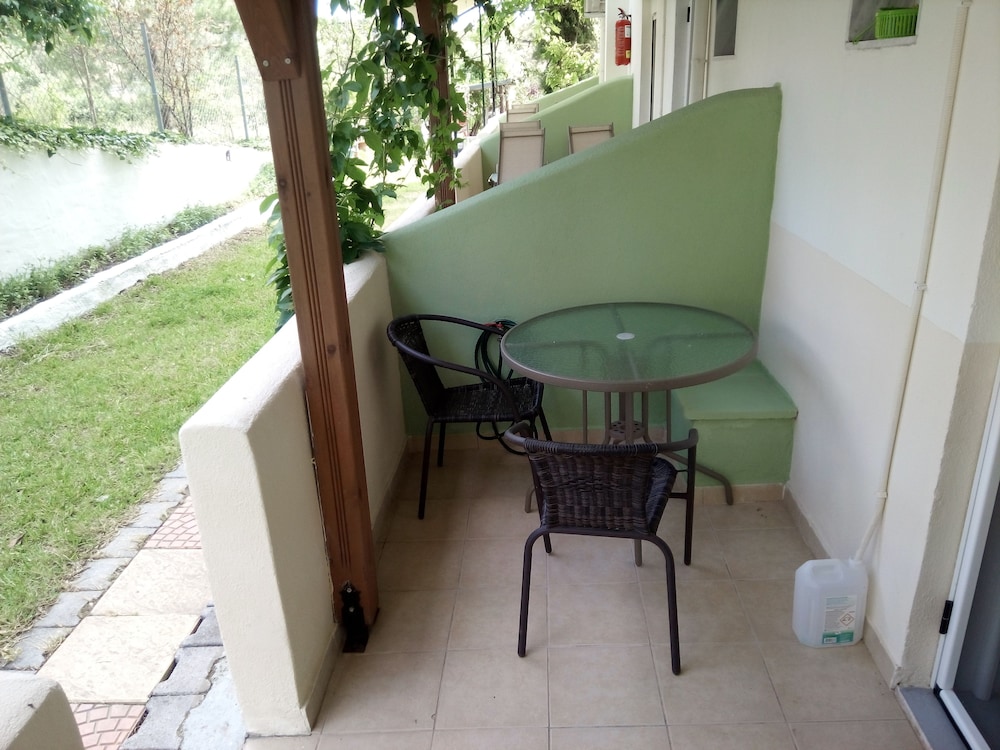 Nikos Apartments 27/33