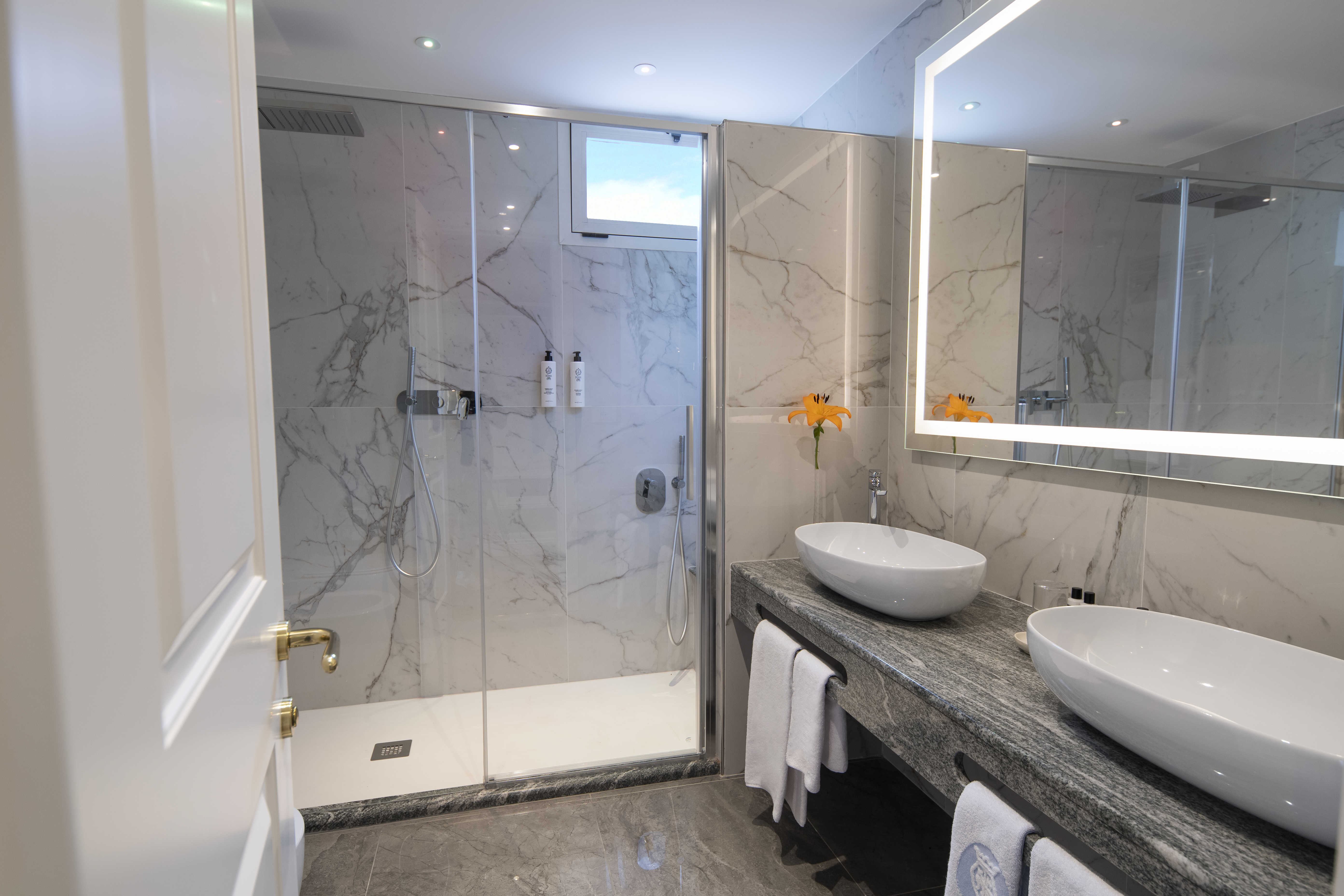غرفة ديلوكس عائلية، Rivoli Boutique Hotel 5/8