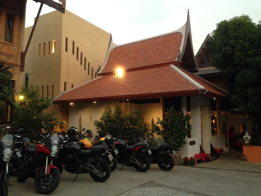 Ruean Thai 69/78