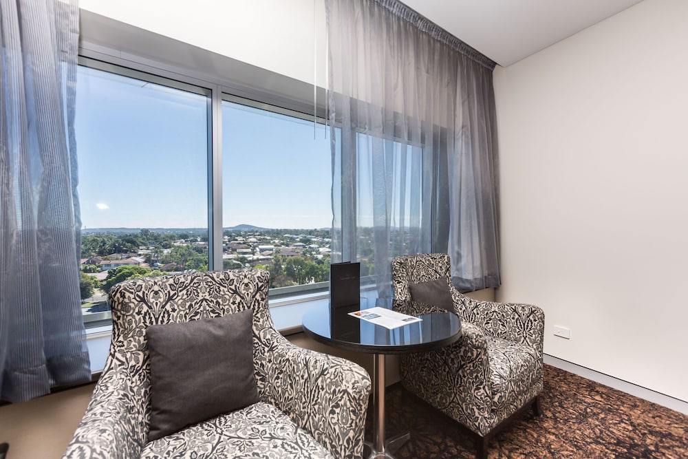 CALAMVALE HOTEL SUITES AND CONFERENCE CENTRE 19/44