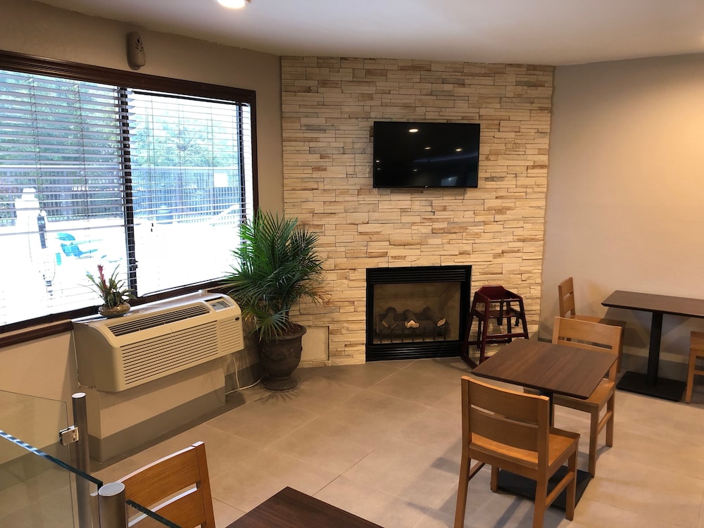 Country Inn & Suites by Radisson Greenville, NC 41/58