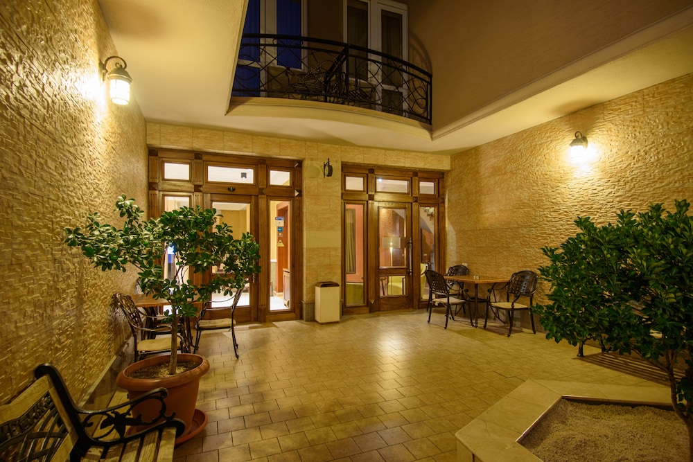 KMM Hotel Tbilisi 47/65