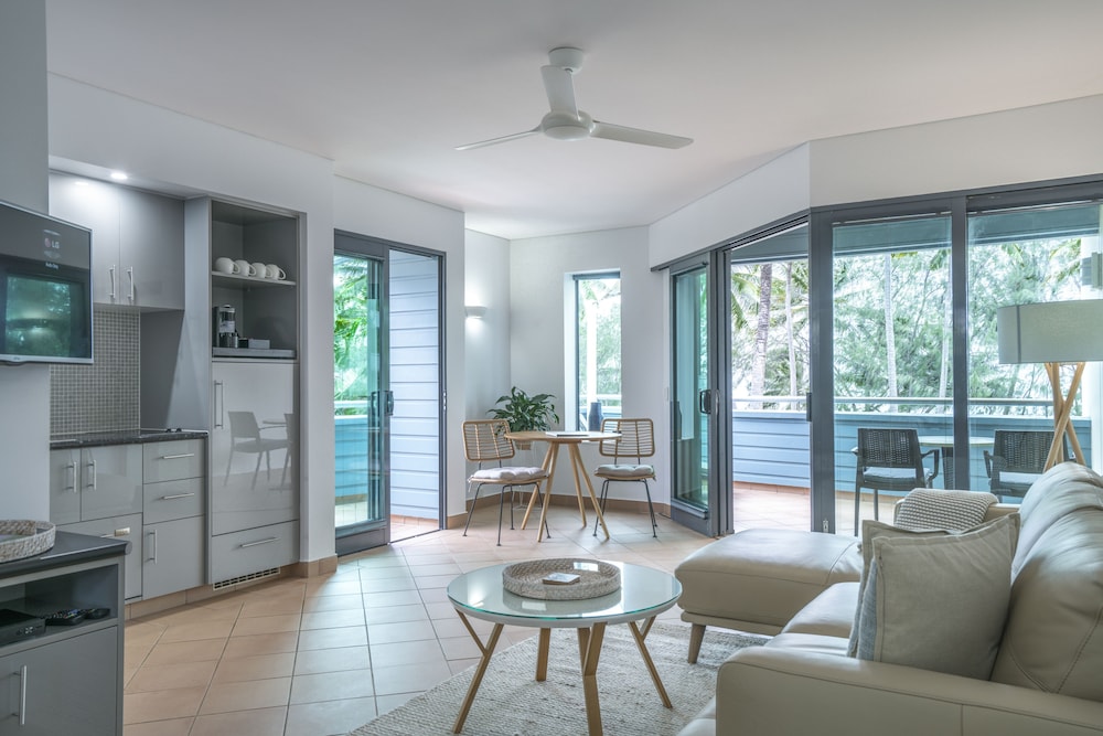 Peninsula Boutique Hotel - Adults Only 11/44