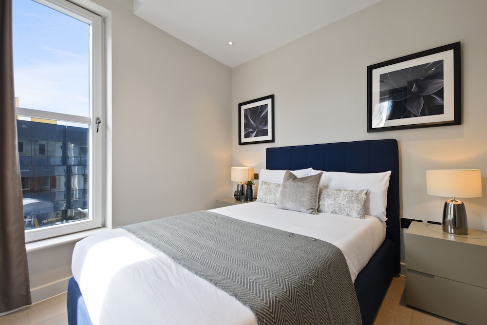 Vauxhall Bridge Road by Aeria Apartments 12/63