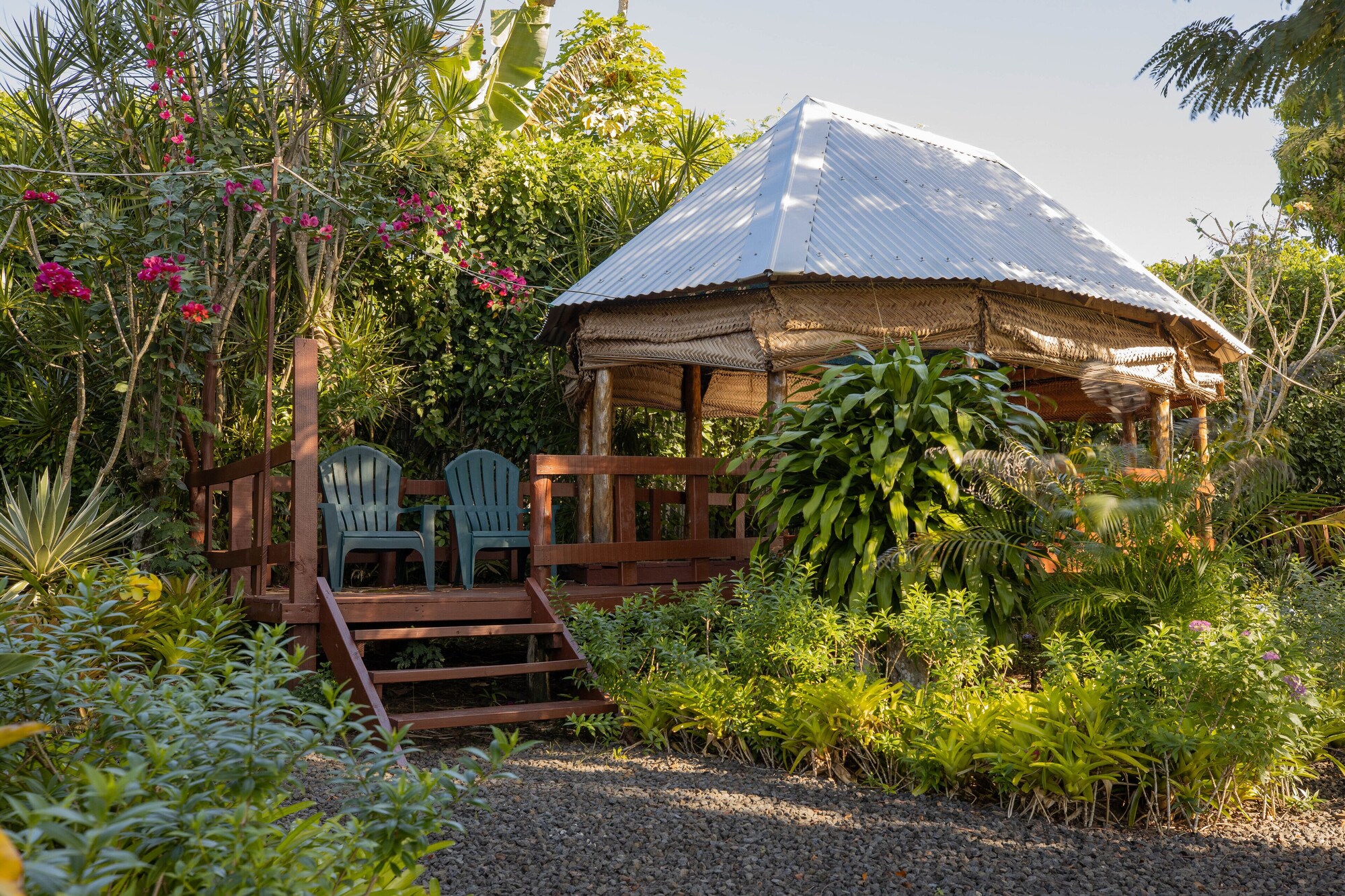 غرفة تقليدية بسرير كوين وسرير فردي، The Samoan Outrigger Hotel 5/10