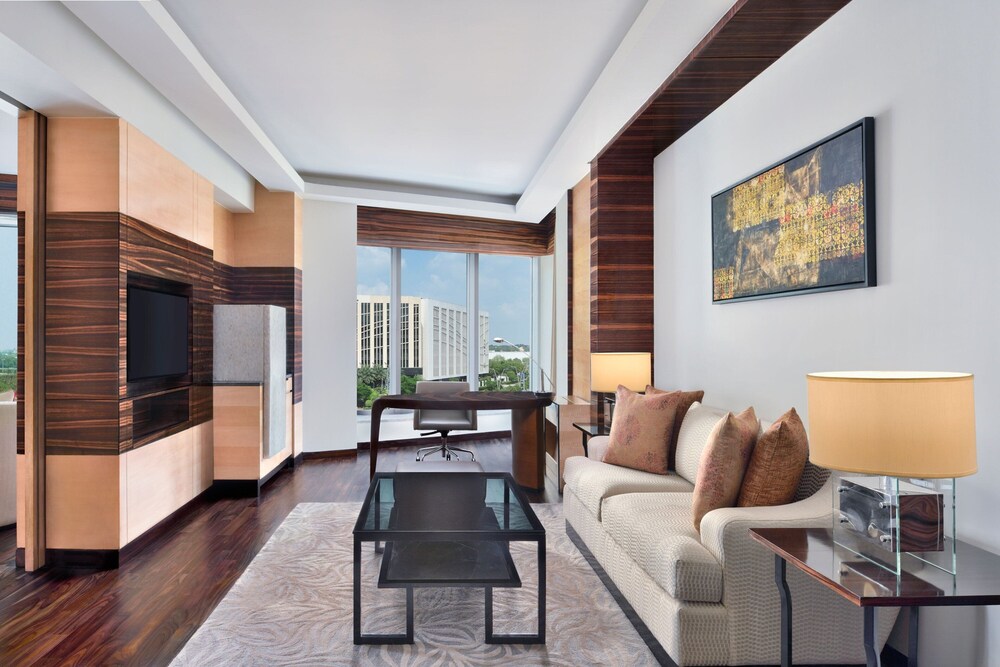 JW MARRIOTT HOTEL NEW DELHI AEROCITY 24/37
