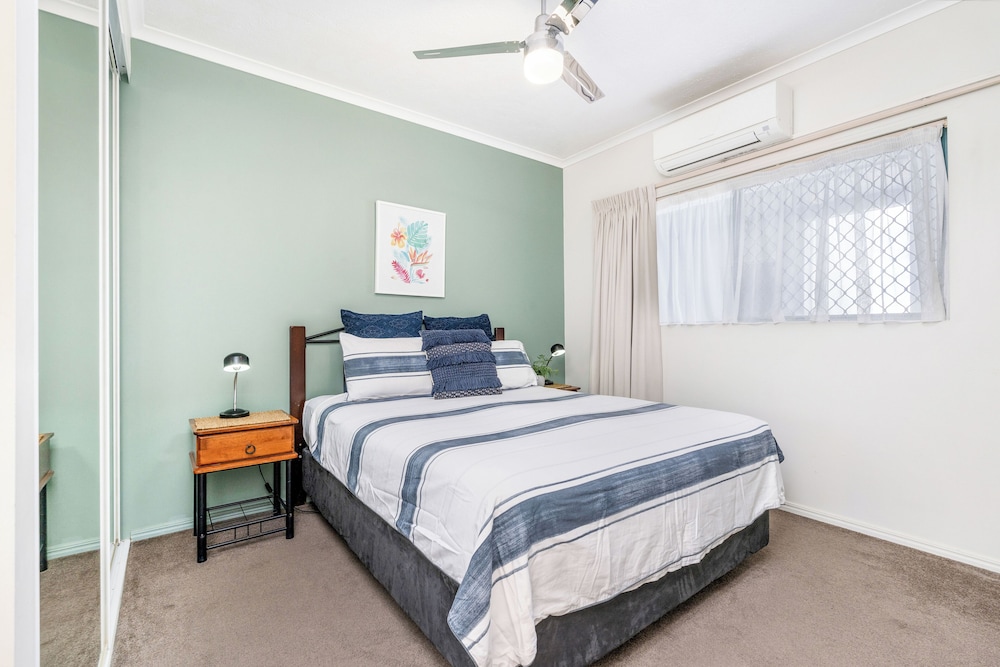 SHELLY BAY RESORT 14/50