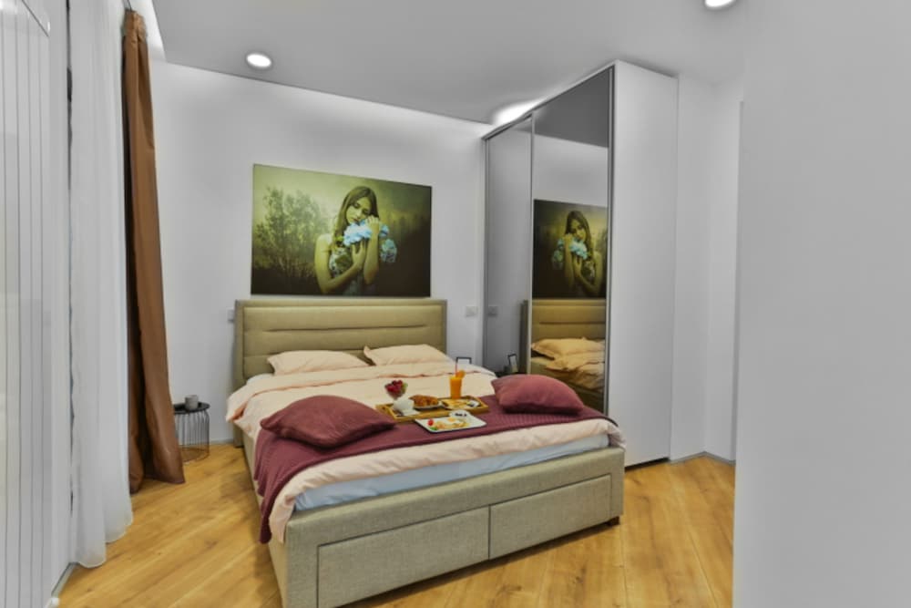Novum Aparthotel 58/69