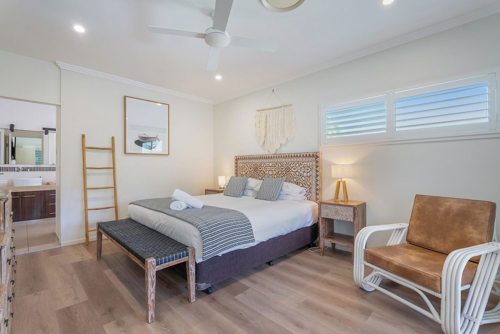 Azur Byron Bay 16/65