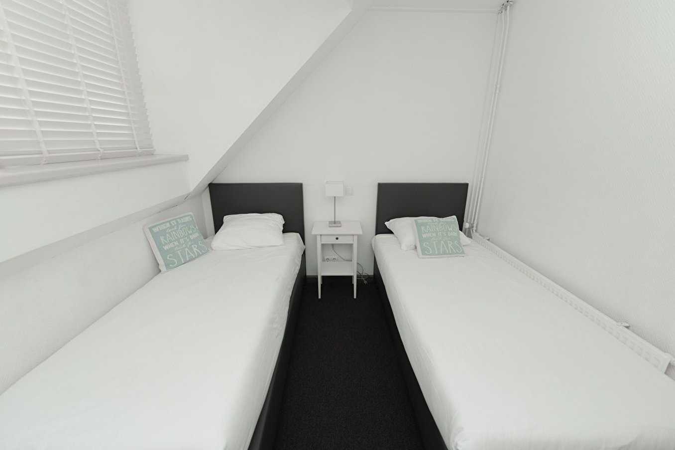 Hotel Herbergh Amsterdam Airport 17/30