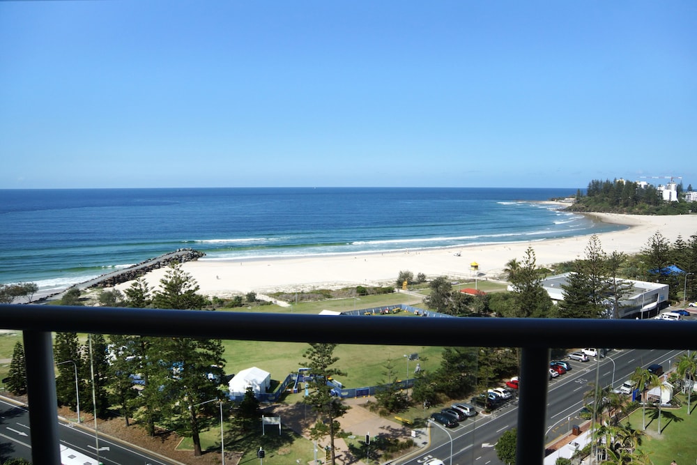 Blue C Coolangatta 71/77