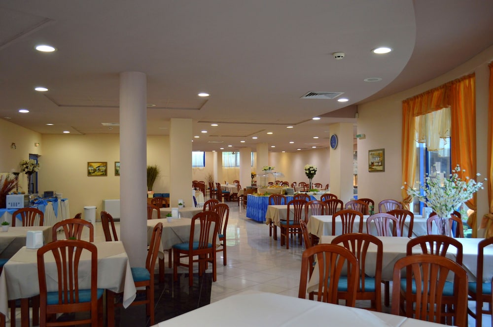 Aquamarine Hotel 47/68