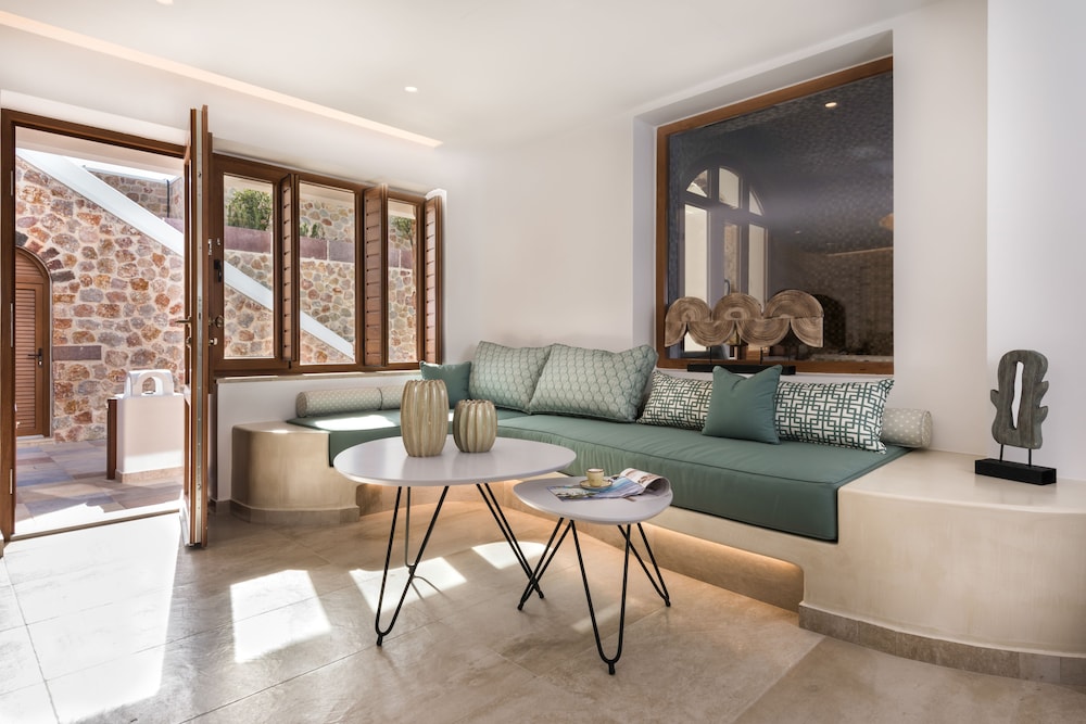 Marvarit Suites 31/50