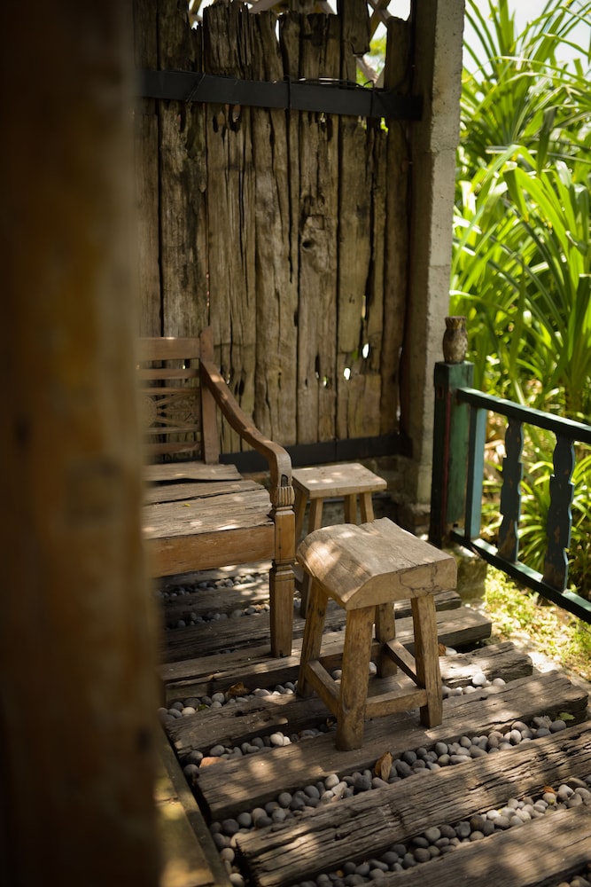 Taman Nauli Bed & Breakfast 12/21
