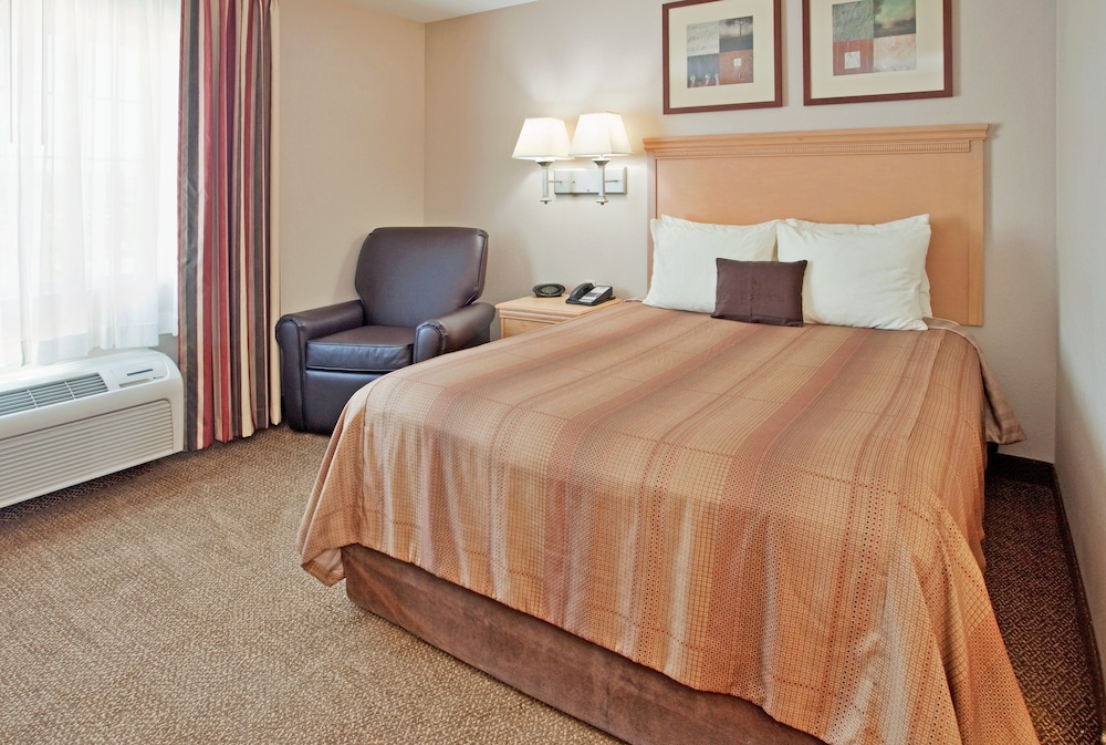 Candlewood Suites Junction City Fort Riley 11/37