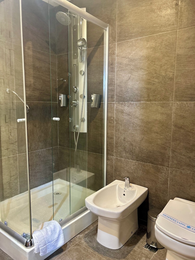 BAHIA PARAISO LUXURY SUITES 55/57