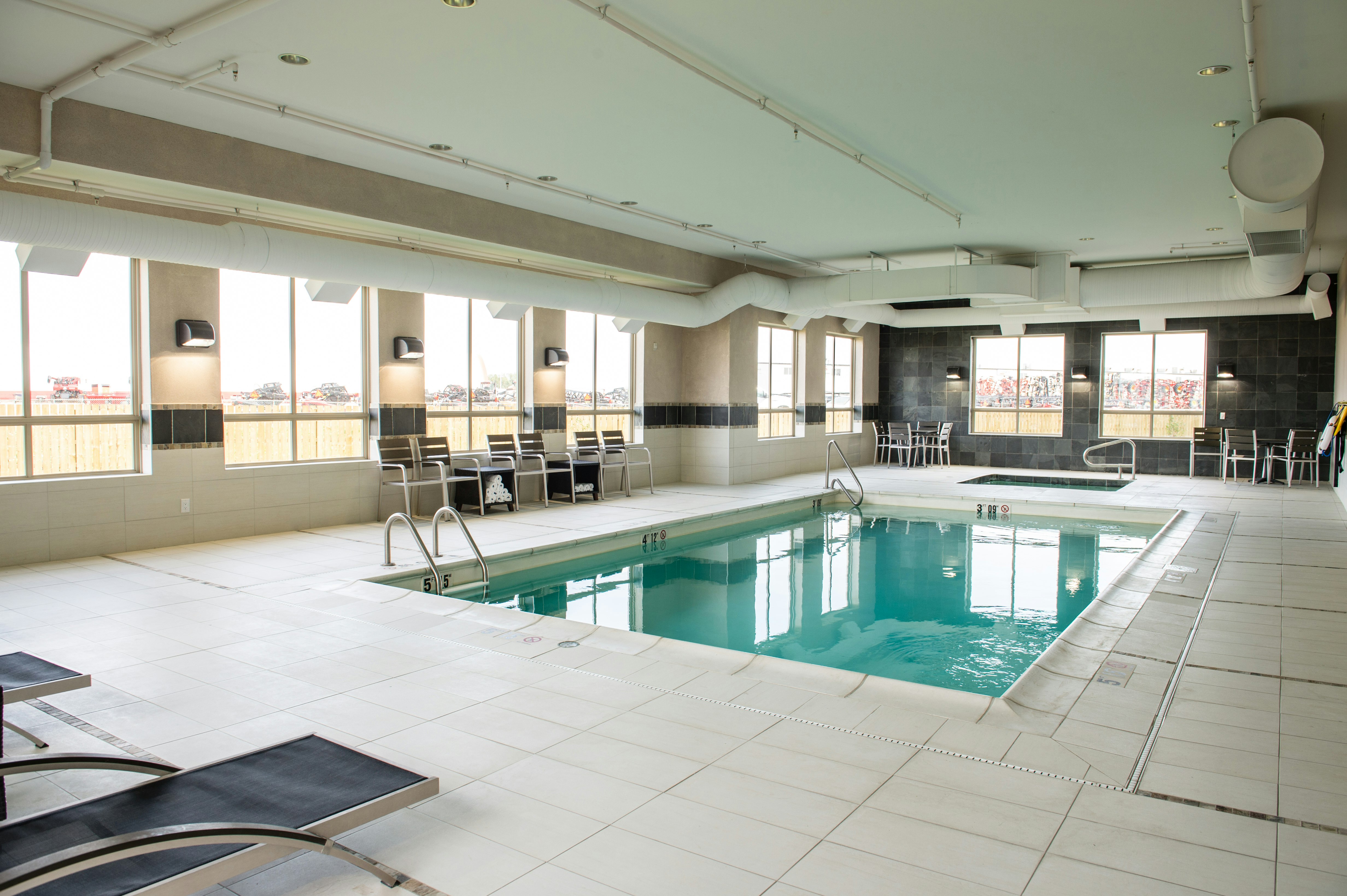 Hampton Inn Suites By Hilton Regina East Gate 22/44