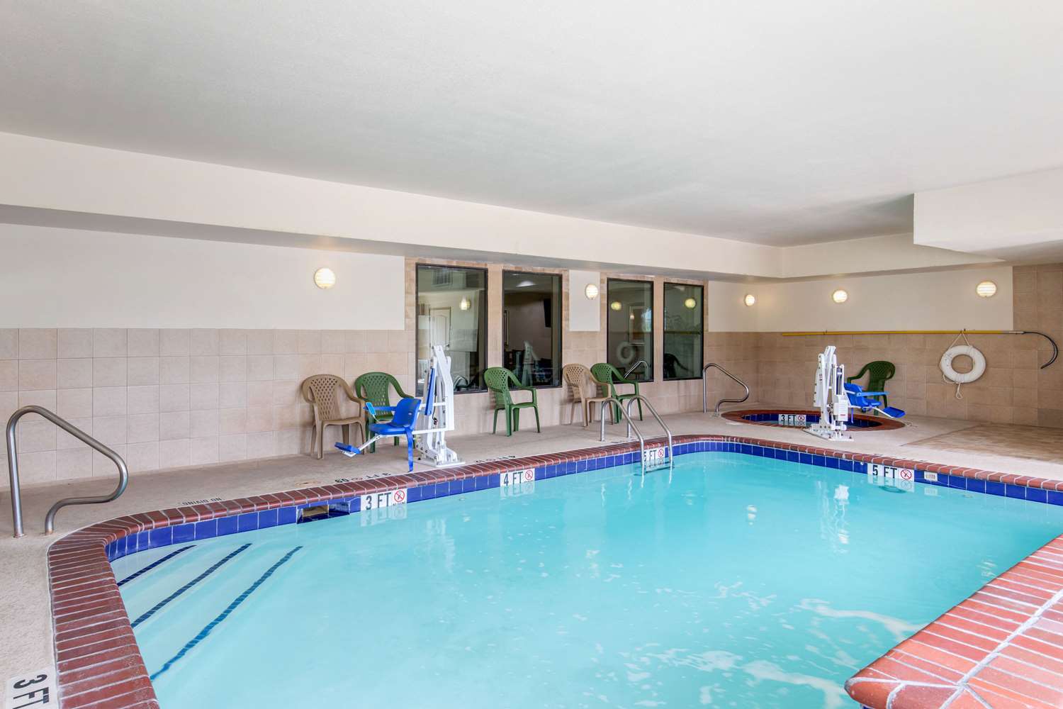 Fairfield Inn & Suites Hillsboro 6/13