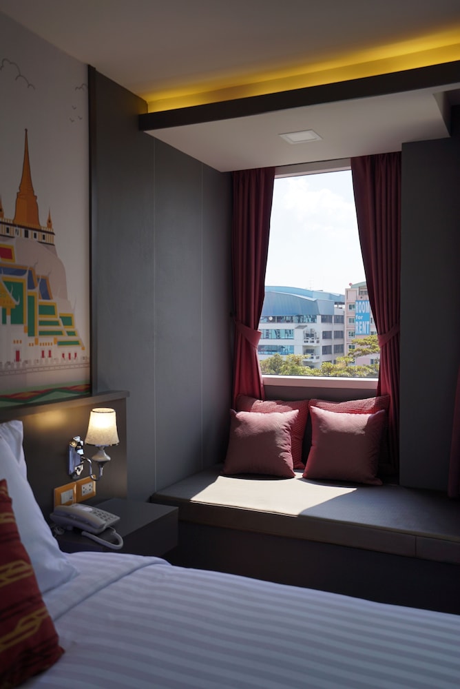 THE QUBE FIFTY HOTEL 21/50