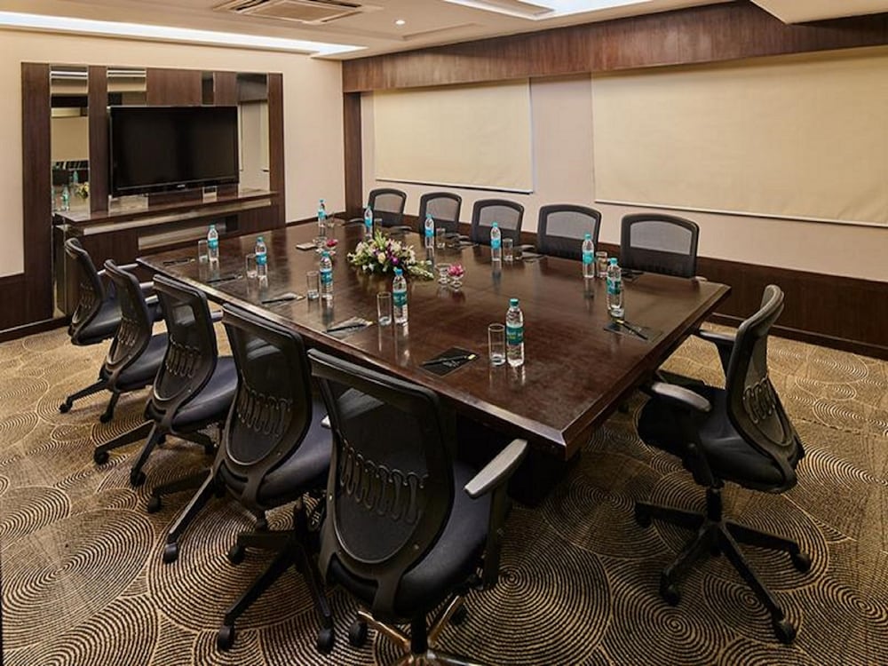 Goldfinch Hotel Delhi NCR 50/63