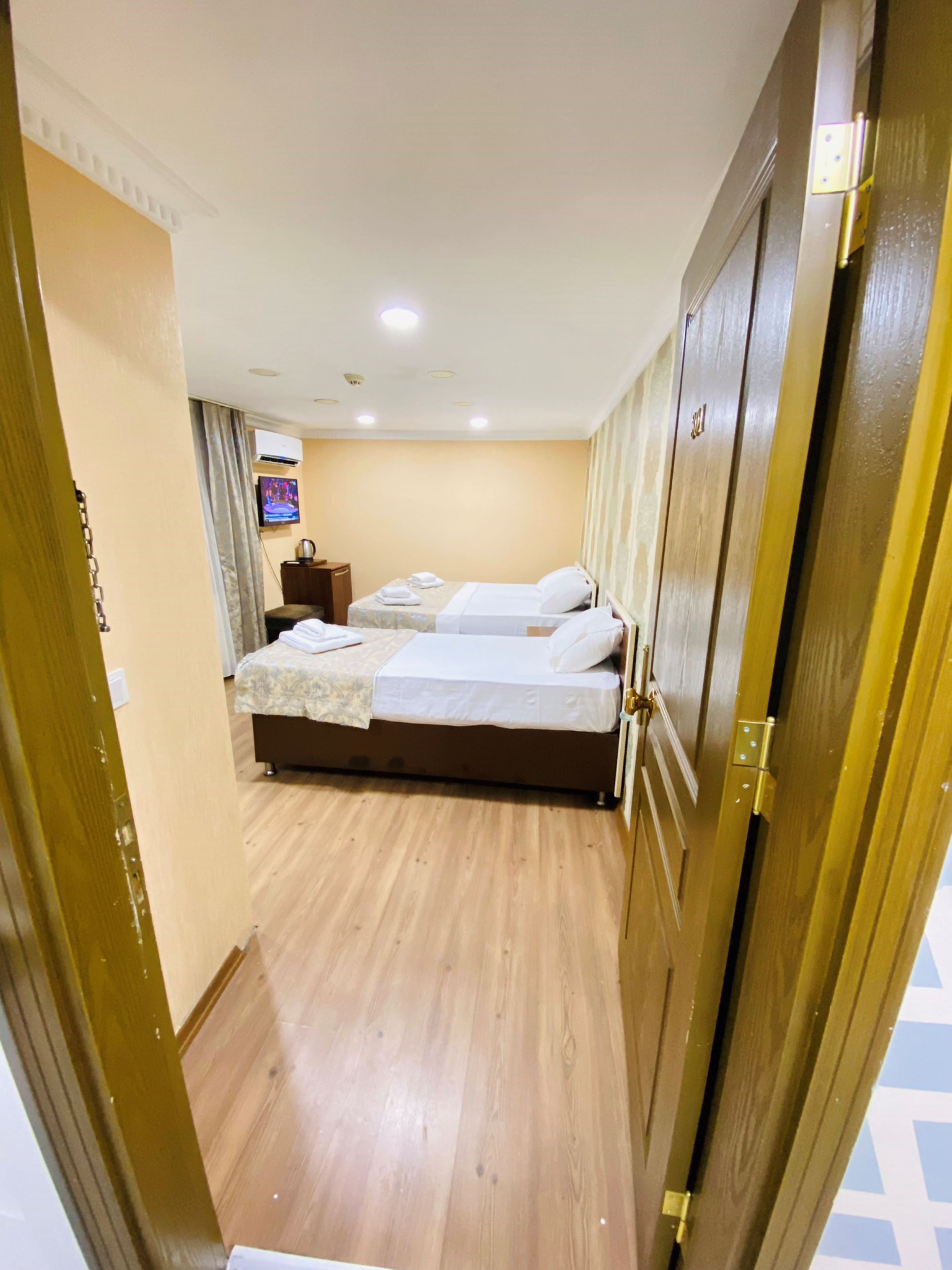 غرفة قياسية ثلاثية، Renova Hotel Fatih 4/5
