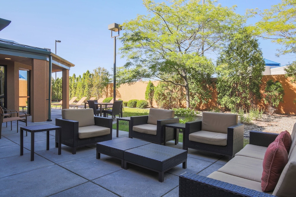 Courtyard by Marriott Flint Grand Blanc 39/47