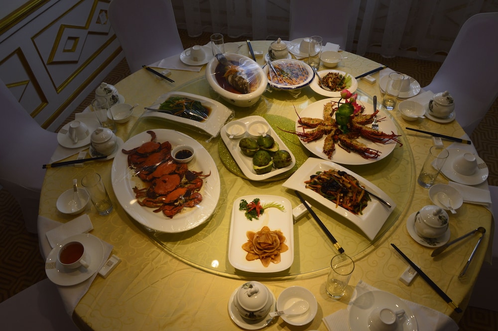 Asia and Africa Hotel 20/32