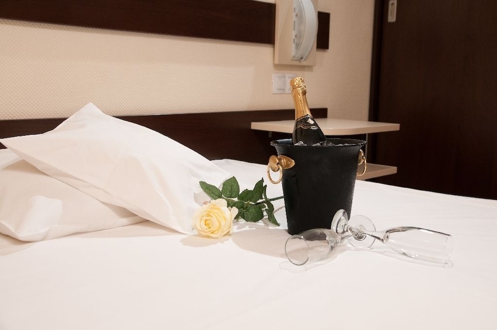 Hotel Rapsodia 38/46