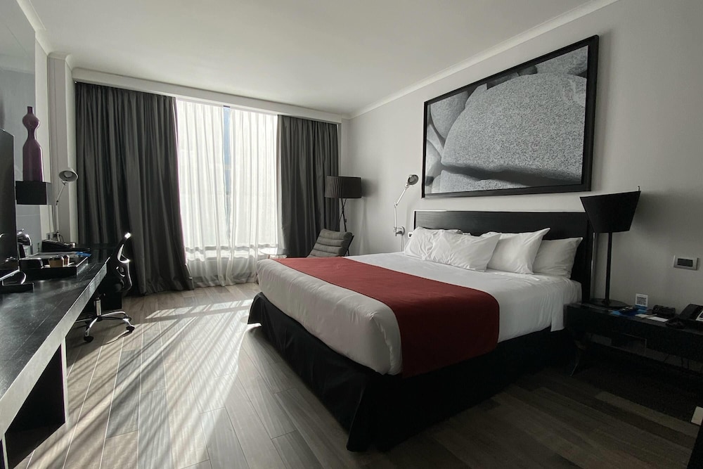 Wyndham Santiago Pettra 22/85