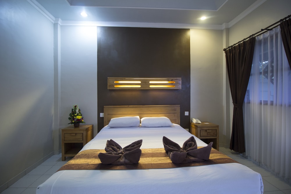 Bakung Sari Resort And Spa 16/41