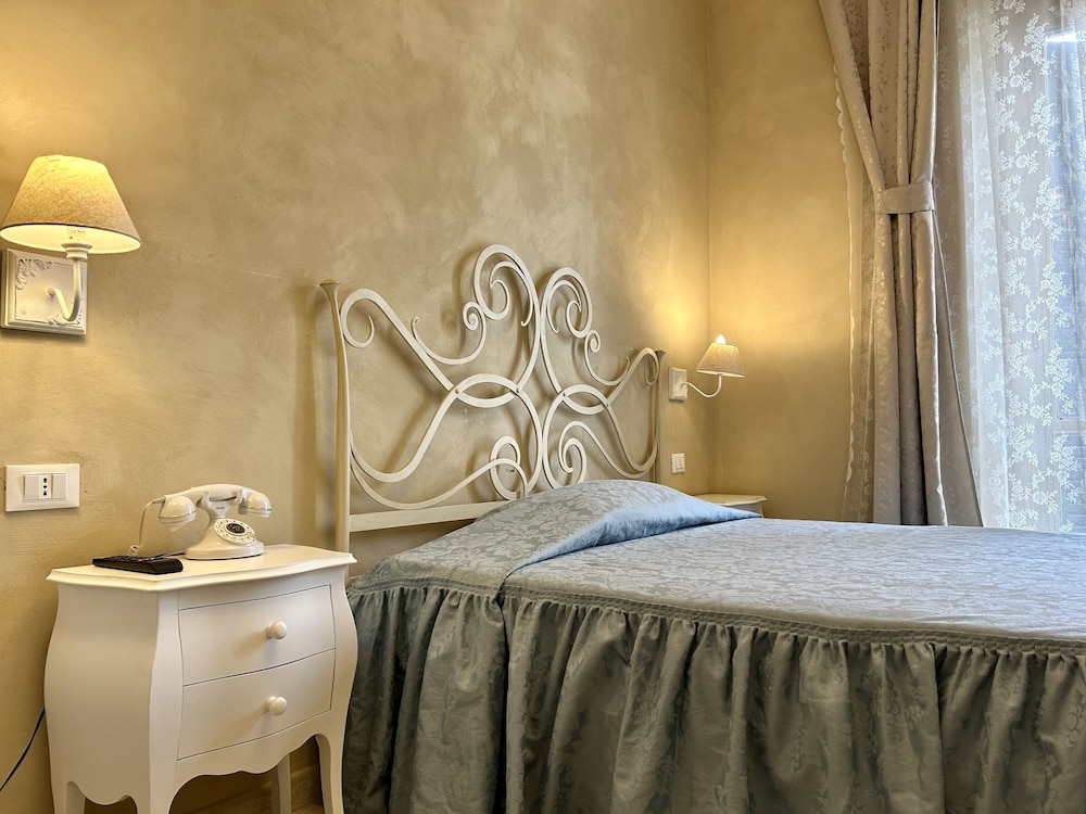 Boutique Hotel Calais Milano 40/63