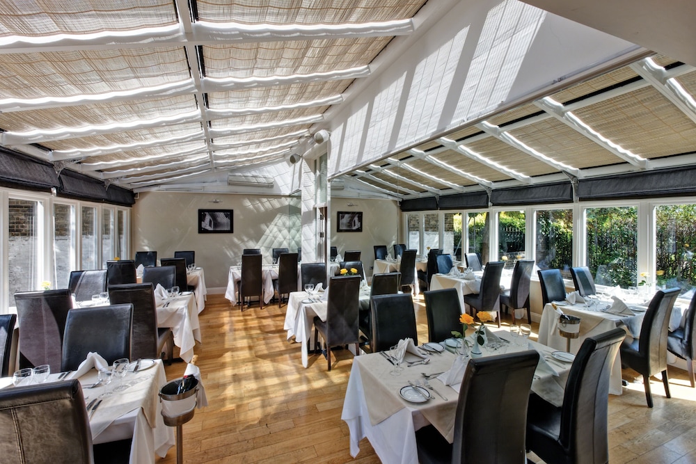 Grange Beauchamp Hotel 47/60