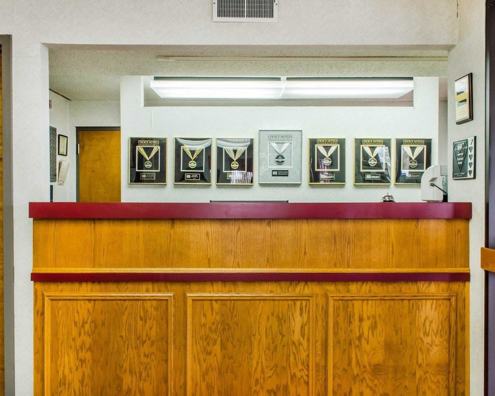 Econo Lodge Mifflintown 3/29