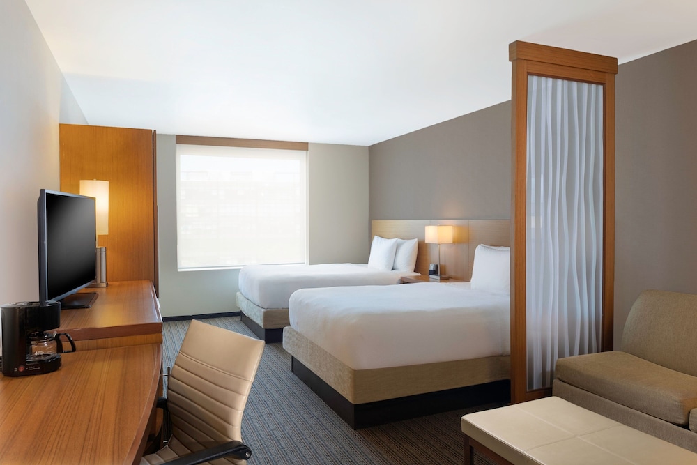 Hyatt Place Ciudad Del Carmen 25/65