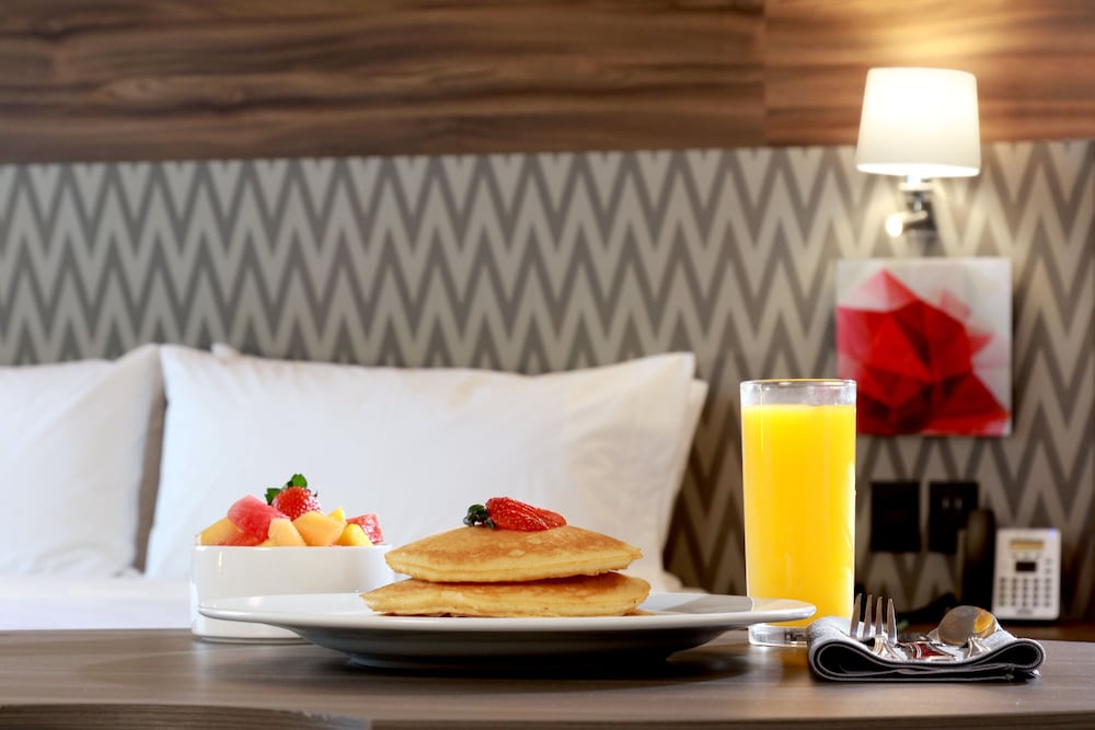 Holiday Inn And Suites Monterrey Apodaca Zona Airport 42/77