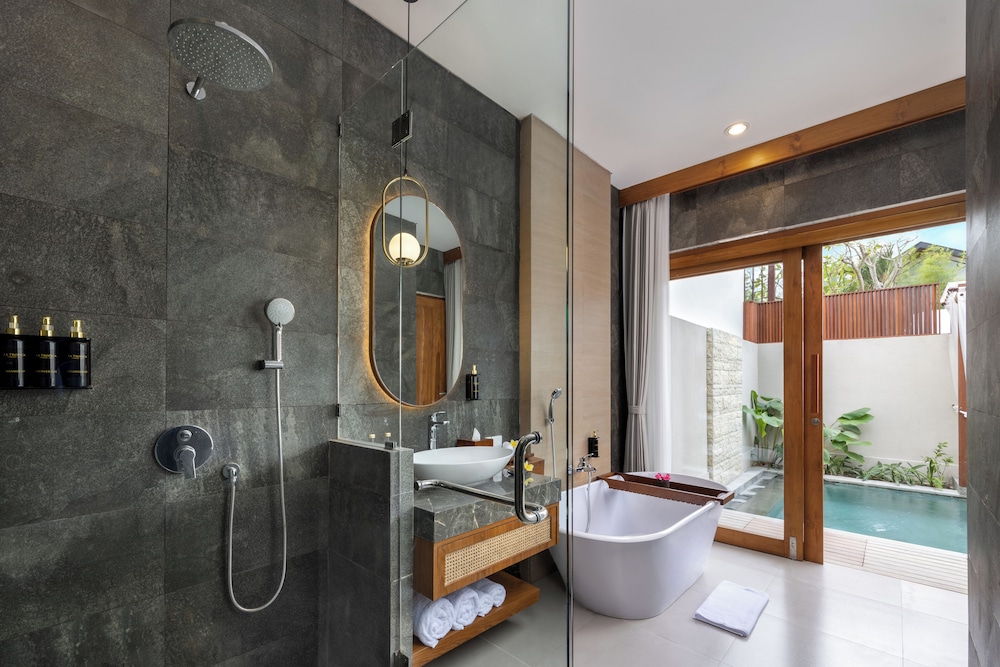 La Tropica Canggu Bali by Kanaya Hospitality 76/78